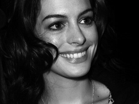 Anne Hathaway joins Tom Cruise in Days of Thunder sequel