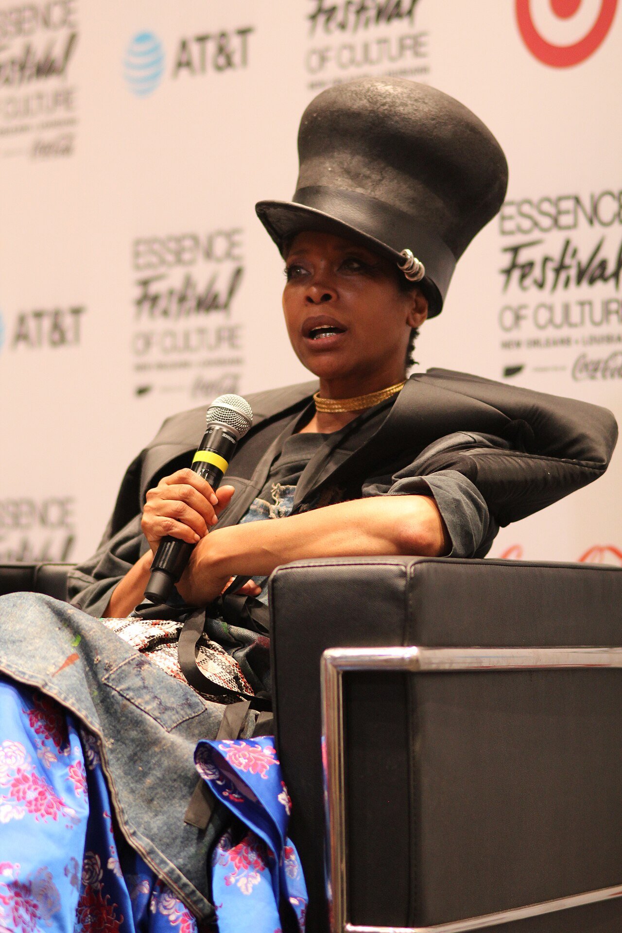 Erykah Badu returns with her first full-length project in 11 years