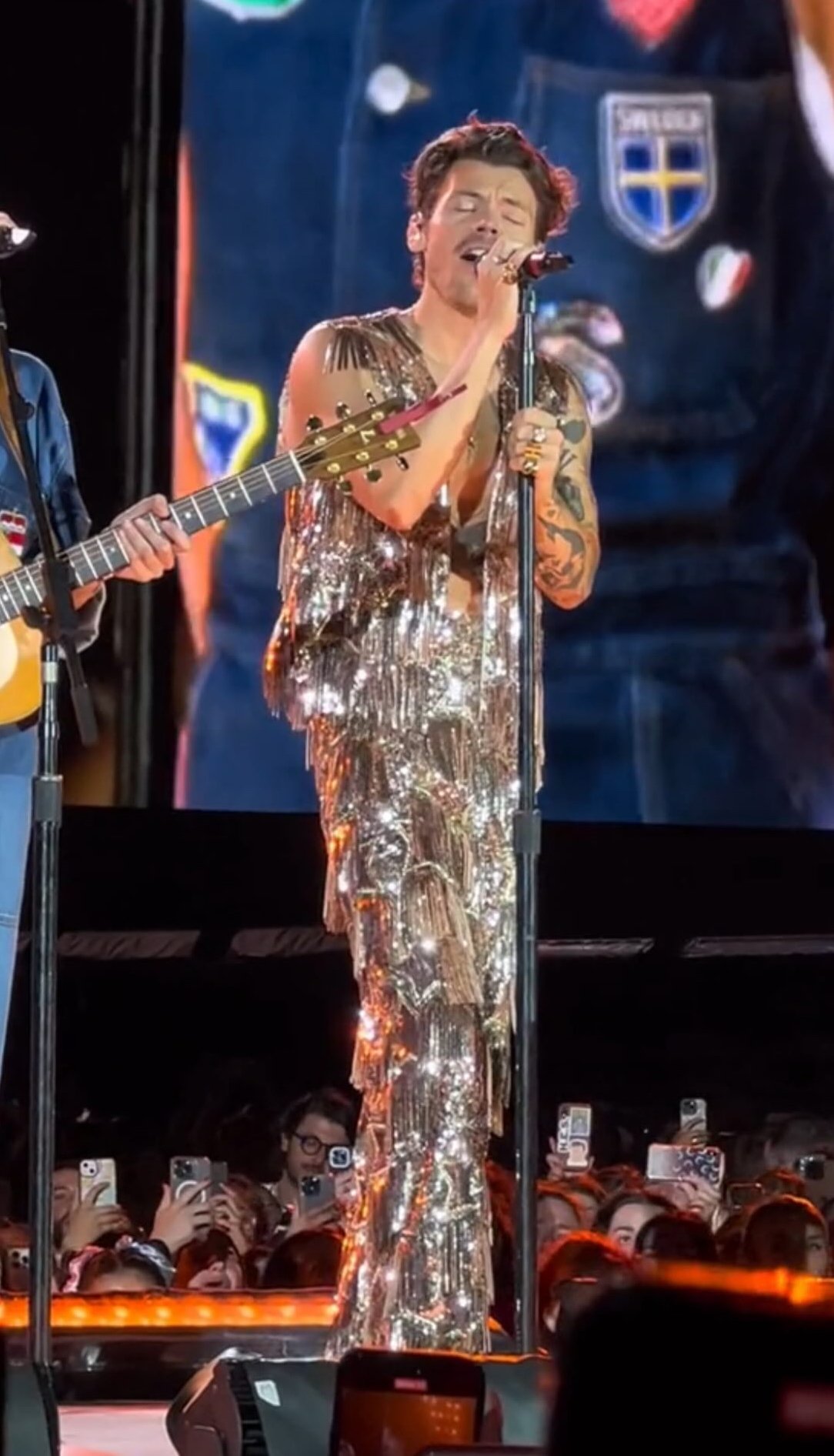 Harry Styles gives Taylor Swift’s MSG wedding a playful nod