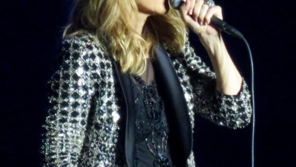 Céline Dion Opens Paris Residency With an Emotional Return