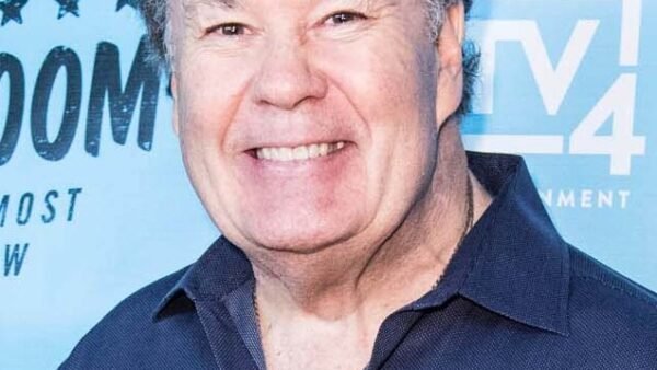 Dennis Haskins, Saved by the Bell’s Mr. Belding, Dies at 75