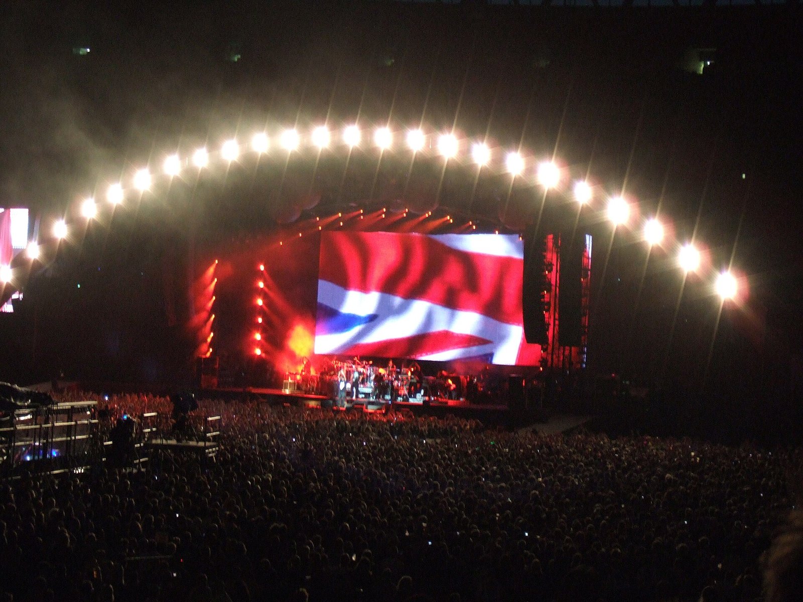 Jay-Z Reunites Lauryn Hill and Wyclef in London