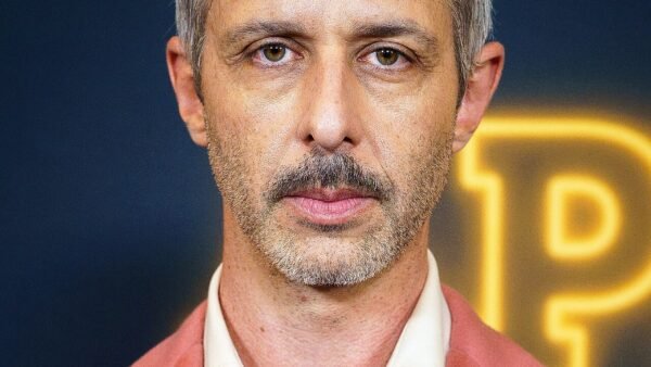 Jeremy Strong Stayed in Character as Zuckerberg on ‘The Social Reckoning’
