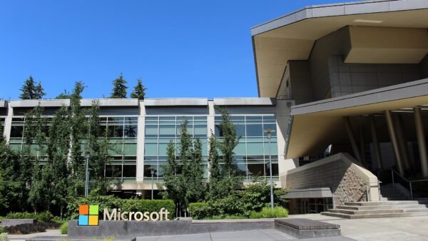 Microsoft Sets October 7 Windows and Surface Event