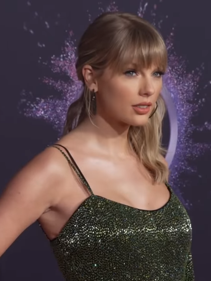 Taylor Swift and Travis Kelce Attend Patrick Mahomes’ Birthday Party