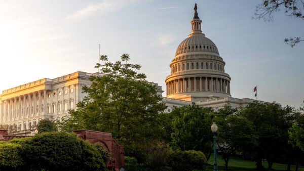 Bipartisan Bill Proposes a 20% Federal Film Tax Credit