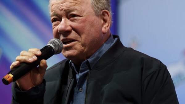 William Shatner Debuts His Metal Band at a Chicago Aftershow