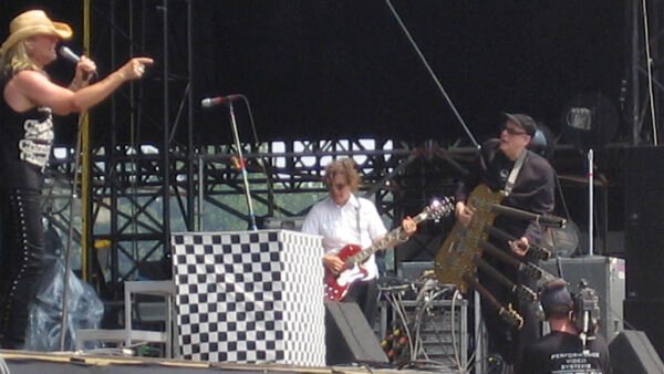 Cheap Trick Announces Its First Touring Break in 50 Years