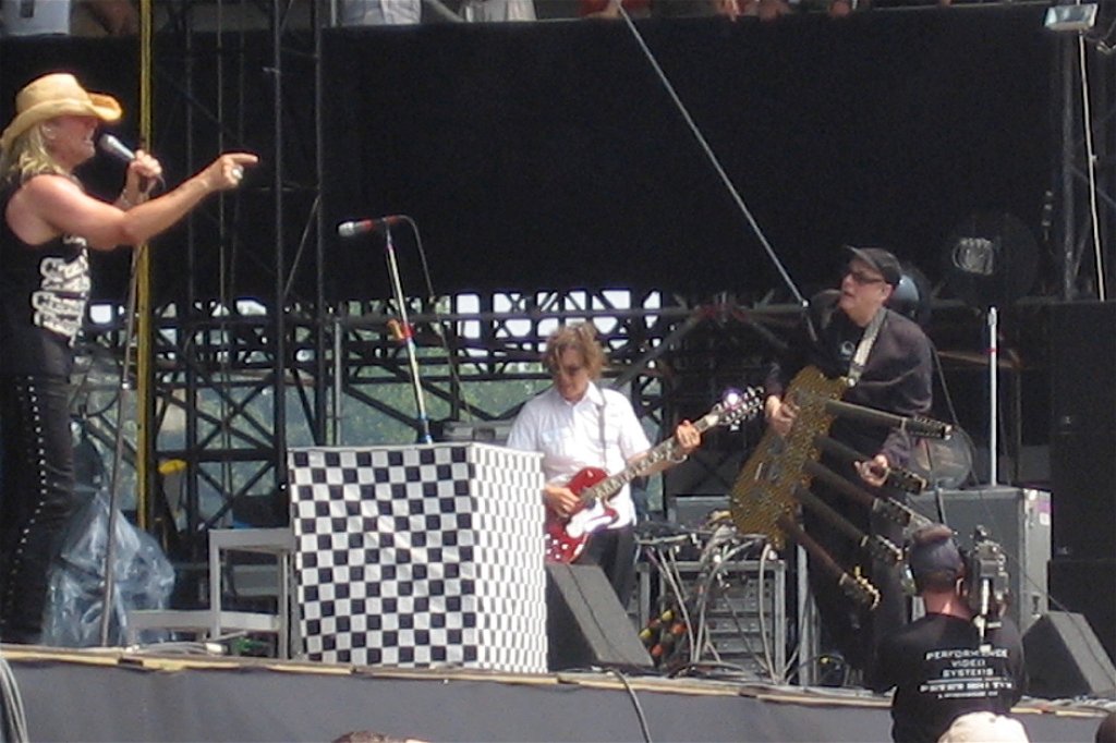 Cheap Trick Announces Its First Touring Break in 50 Years