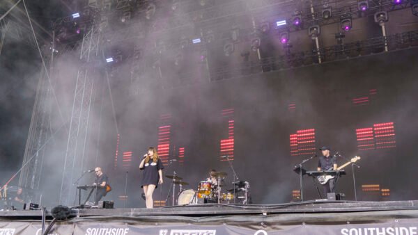 CHVRCHES Release ‘Overthinker’ Ahead of New Album
