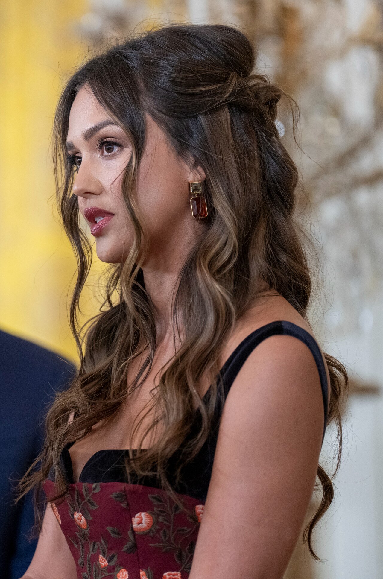 Jessica Alba and Charli XCX Lead Airbnb.org Gala Arrivals