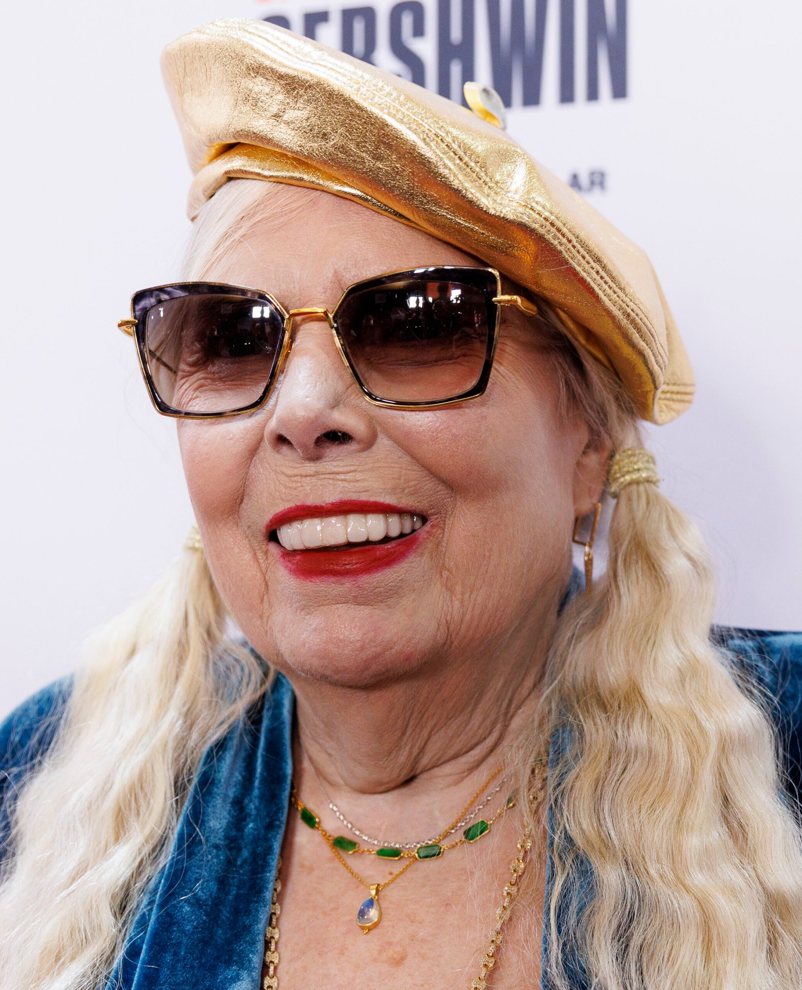 Joni Mitchell Becomes a U.S. Citizen After 62-Year Journey