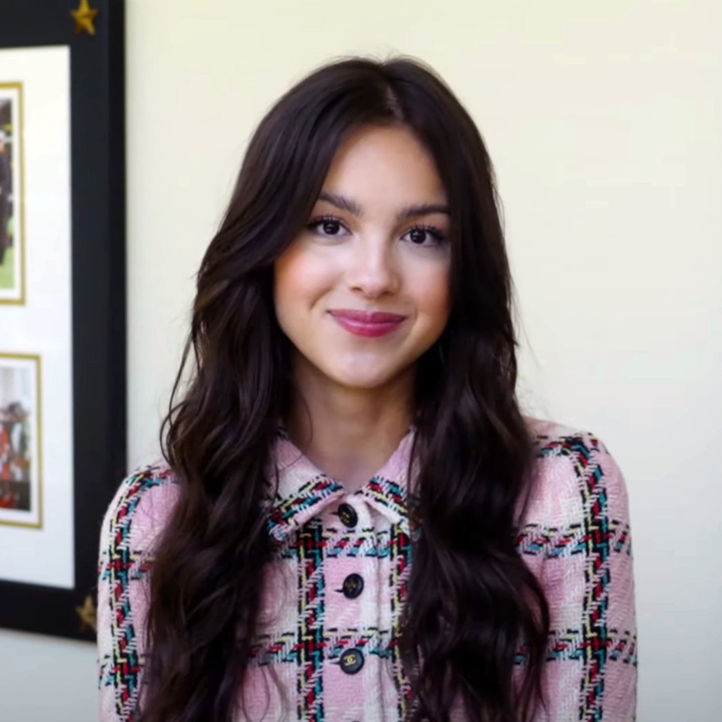Olivia Rodrigo and Chappell Roan Give ‘Expectations’ a Retro Remix