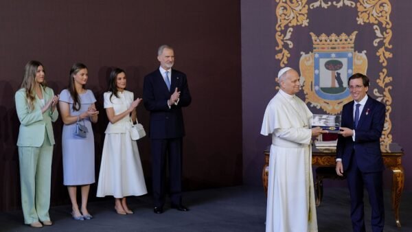 Pope Leo XIV Says He Will Undergo Lung Surgery
