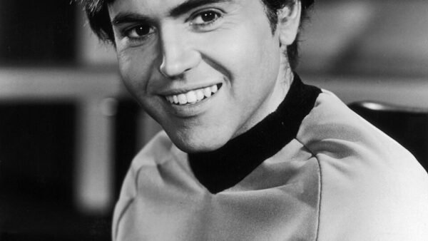 Walter Koenig, Star Trek’s Pavel Chekov, Dies at 90
